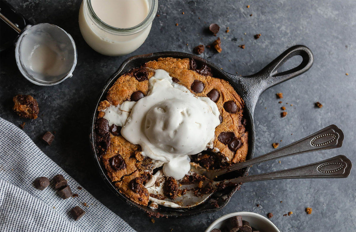 VEGAN CHOCOLATE CHIP ALMOND BUTTER SKILLET COOKIE